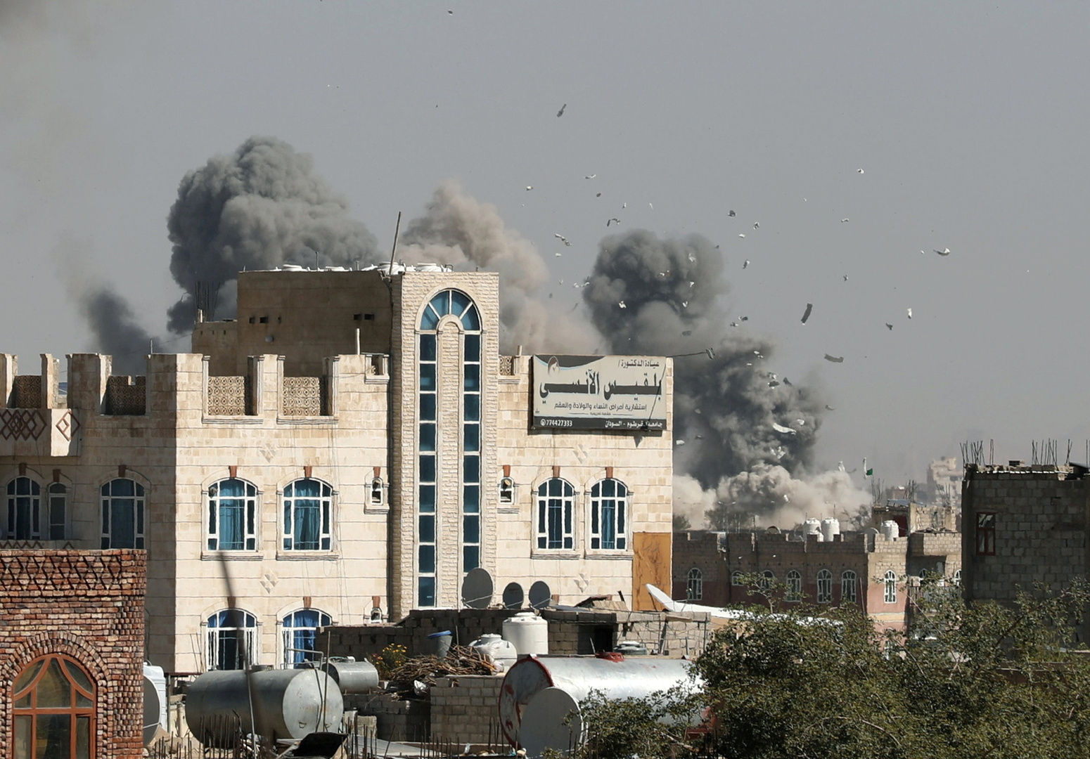 قيادة تعز اليمنية تطلب دعما عسكريا من القوات المشتركة لاستعادة مناطق سيطرة الحوثيين