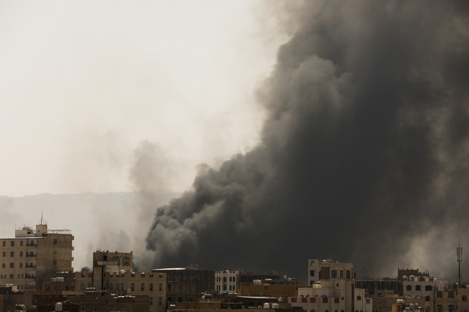 إيران تعلن دعم أي مبادرة سلام في اليمن تشمل 