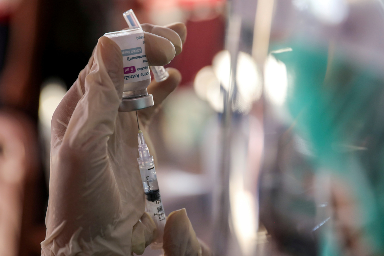 فرنسا: فتح تحقيق بعد وفاة طالب طب تم تطعيمه بلقاح 
