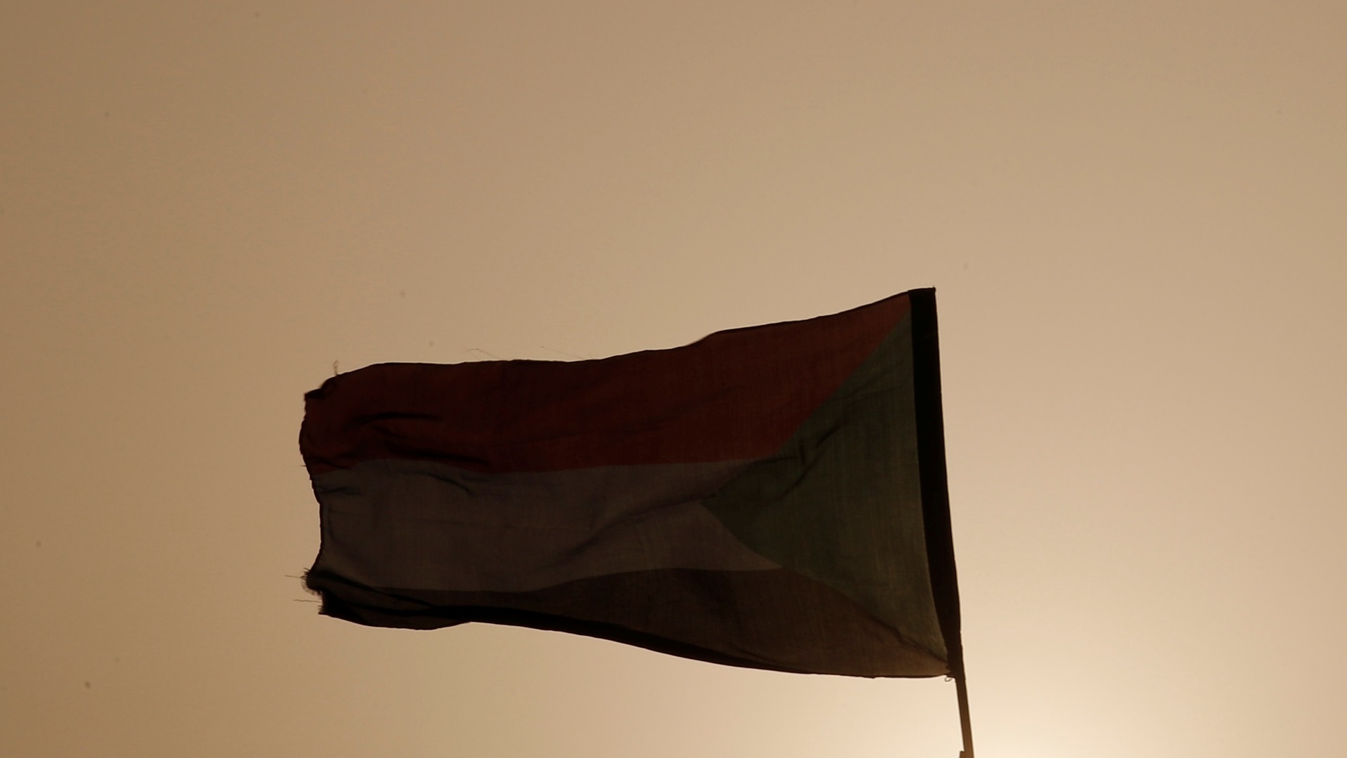 السودان يقبل وساطة الإمارات في النزاع مع إثيوبيا بشأن الحدود وسد النهضة