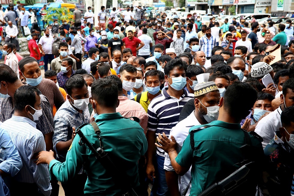 بنغلاديش.. 5 قتلى وعشرات الجرحى في احتجاجات على زيارة رئيس الوزراء الهندي