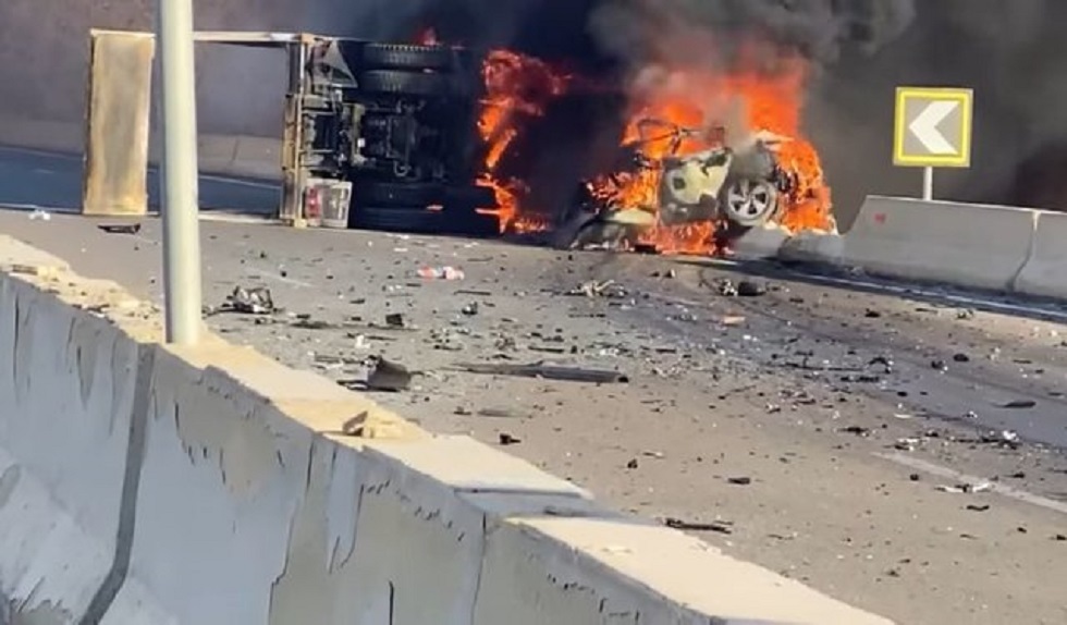 مصر.. فيديو صادم لحادث مروري بسبب عربة تسير في الاتجاه المعاكس