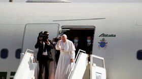 البابا يغادر بغداد بعد ثلاثة أيام زار فيها خمس محافظات عراقية