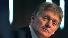 بيسكوف يكشف الطريقة التي يتبعها بوتين للمحافظة على مستواه في اللغتين الإنجليزية والألمانية