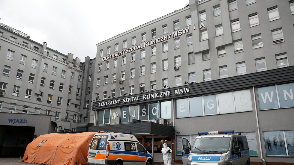 بولندا تسجل رقما قياسيا جديدا بلغ 35251 حالة إصابة بكورونا