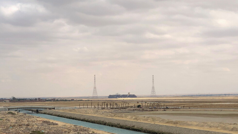 "الغارديان": دراسة لإنشاء ممر مائي على الحدود المصرية الإسرائيلية