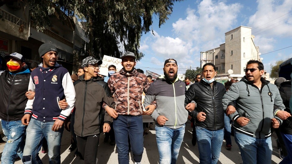 تونس.. تظاهرة للمطالبة بإرجاع نفايات منزلية إلى إيطاليا