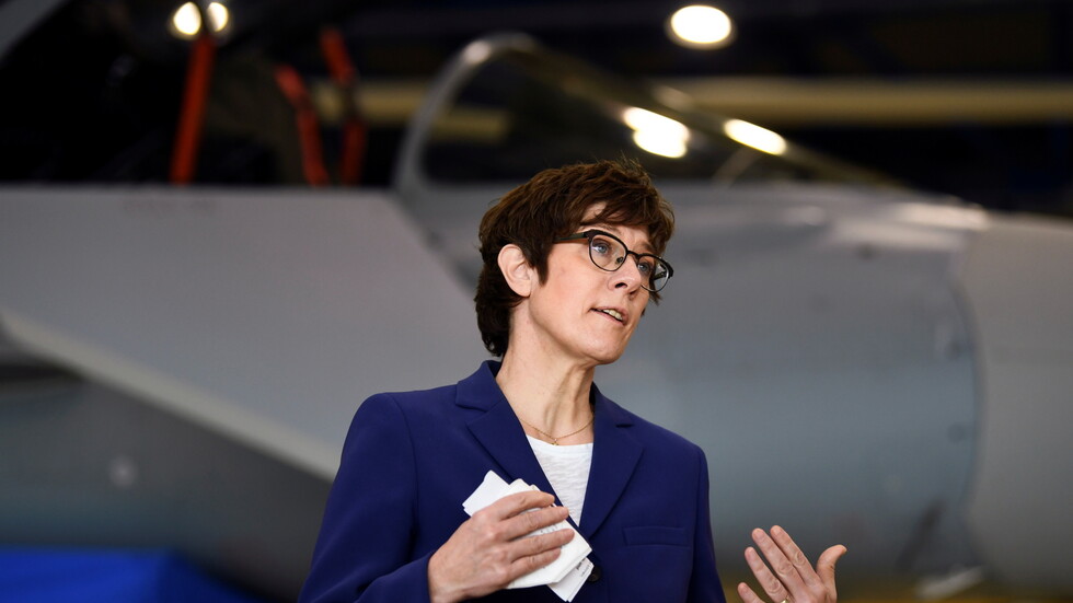 وزيرة الدفاع الألمانية: من أسباب إنفاقنا العسكري المرتفع تصرفات روسية