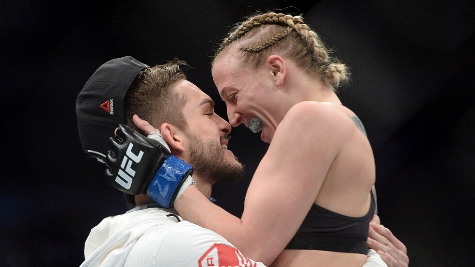 القبض على "جوني هوليوود" بتهمة الاعتداء على فتاة