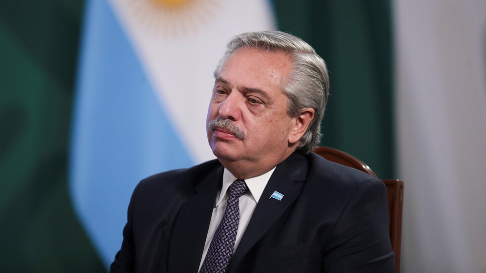 رئيس الأرجنتين لبوتين: إصابتي بكورونا تسير دون أعراض وأشكر روسيا على لقاح "سبوتنيك V"