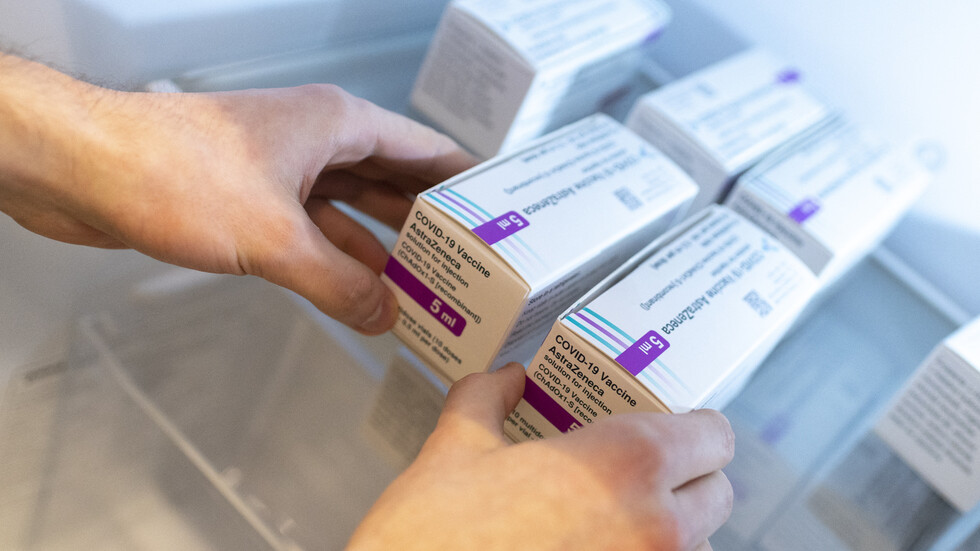 أ ف ب: وكالة الأدوية الأوروبية تؤكد الصلة بين لقاح أسترازينيكا وجلطات الدم