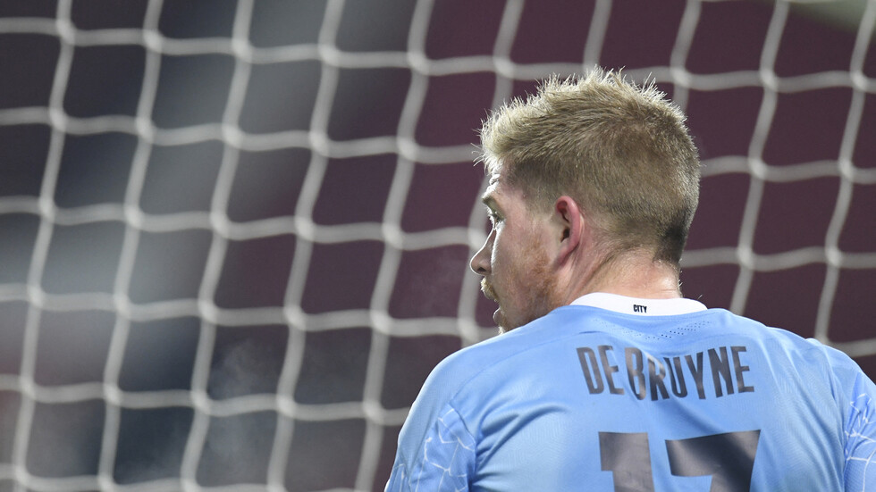 دي بروين يجدد عقده مع مانشستر سيتي حتى العام 2025