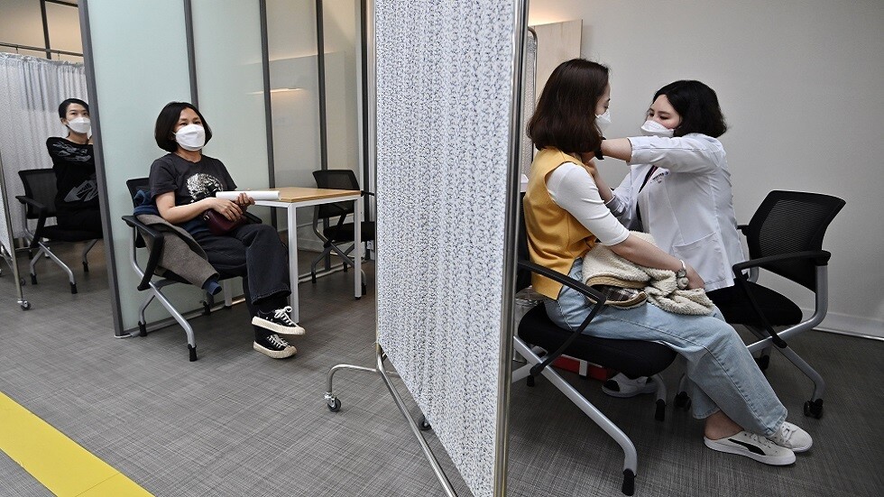 كوريا الجنوبية ترصد 94 حالة ظهور آثار جانبية للتطعيم خلال يوم