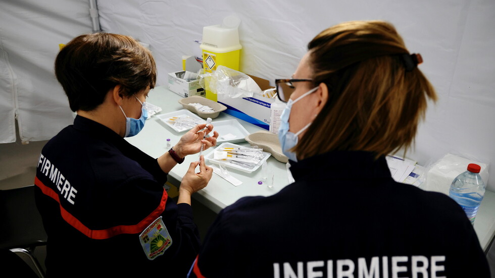 فرنسا.. 10 ملايين شخص تلقوا جرعة واحدة على الأقل من لقاح كورونا