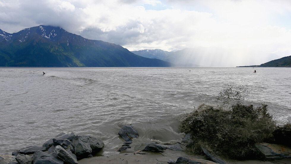 هزة أرضية بقوة 5.7 درجة في ولاية ألاسكا الأمريكية