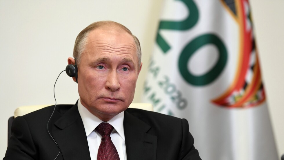 بوتين يقدم تعازيه إلى الملكة إليزابيث بوفاة زوجها الأمير فيليب