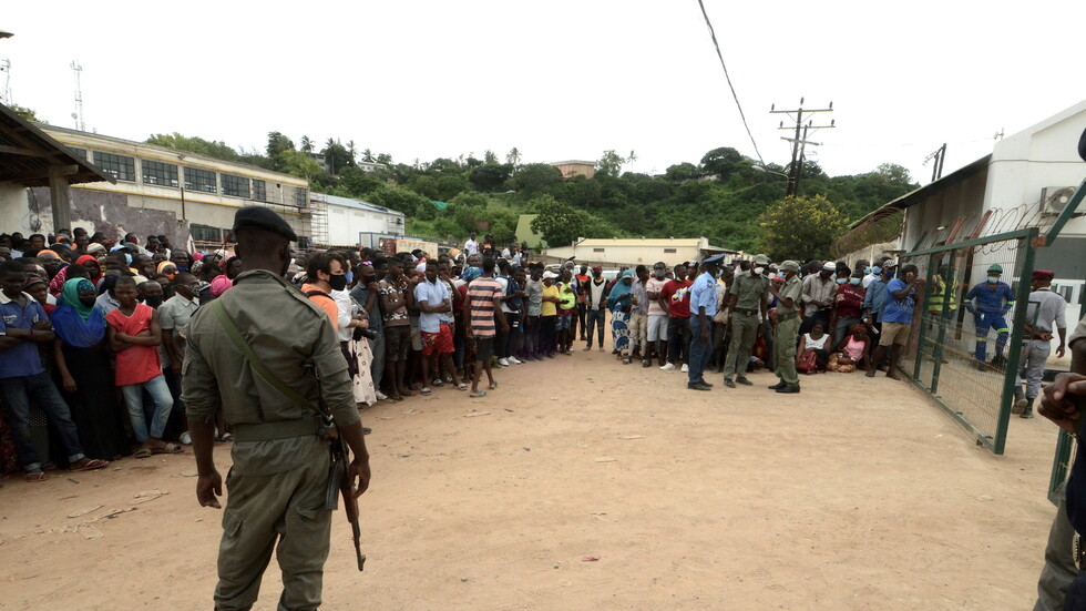 موزمبيق.. فرق طبية تعمل على تحديد هوية 12 جثة مقطوعة الرأس عقب هجوم لـ