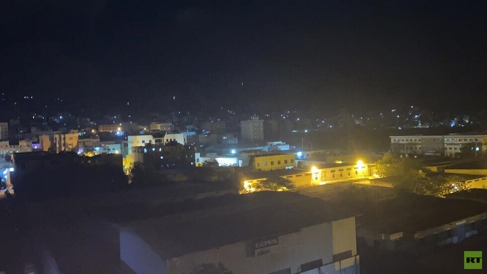 انقطاع تام للكهرباء بمدينة عدن