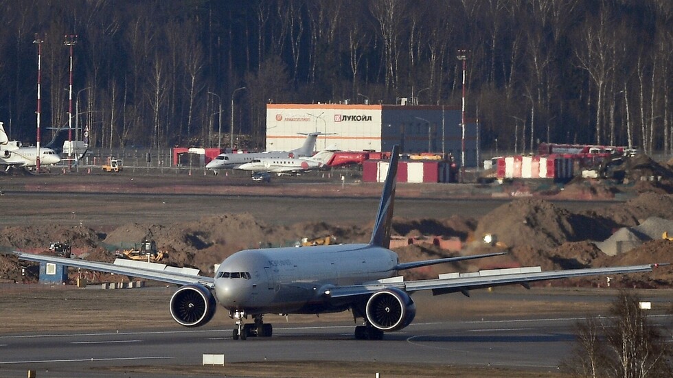 روسيا تقلص رحلات الطيران إلى  تركيا