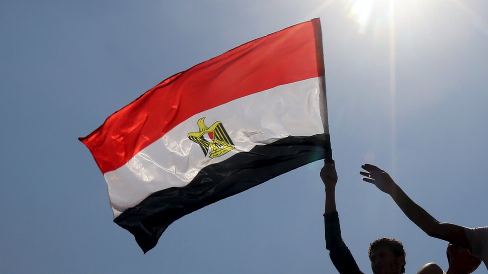 المركزي المصري: ارتفاع عجز ميزان المعاملات الجارية إلى 7.6 مليار دولار