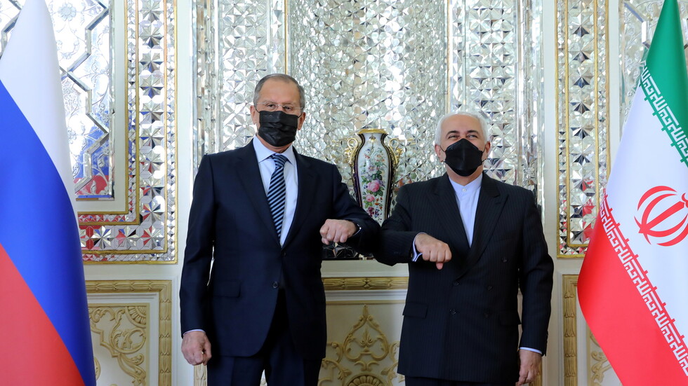 لافروف: ندعو لرفع كافة العقوبات عن إيران وندين أي عمل يعيق مباحثات فيينا