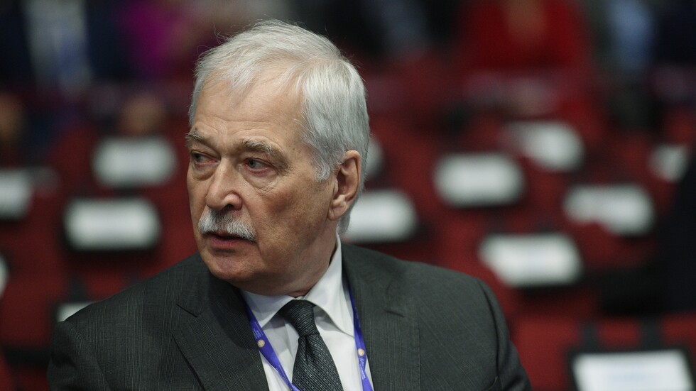 مفوض روسي: الناتو يحث أوكرانيا على الحل العسكري في دونباس