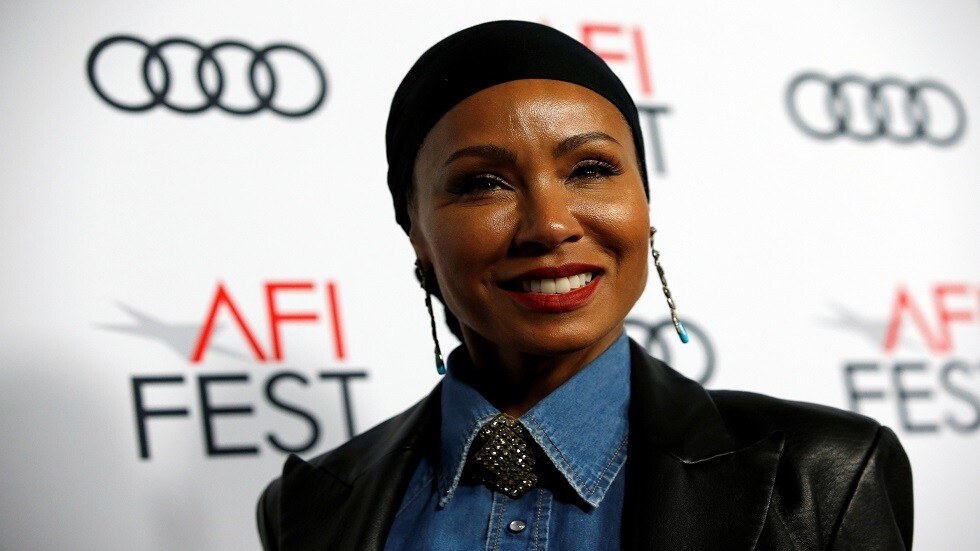 جادا سميث ترتدي الحجاب في شهر رمضان - صور