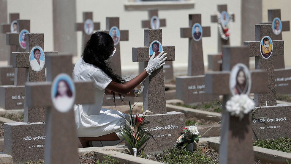 سريلانكا تحظر 11 منظمة إسلامية قبيل ذكرى دامية