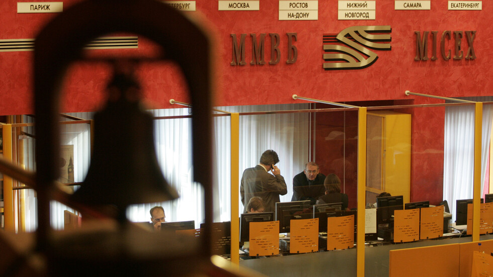 العملة الروسية تعوض خسائرها