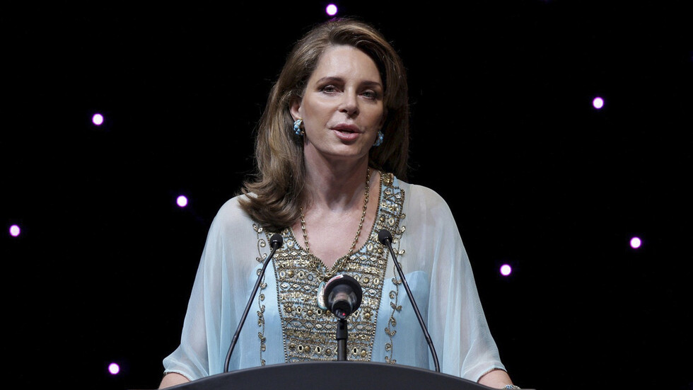 الملكة نور تعيد نشر مقالة لمجلة "فورين بوليسي" بعنوان "الملك هو عدو نفسه الأسوأ"