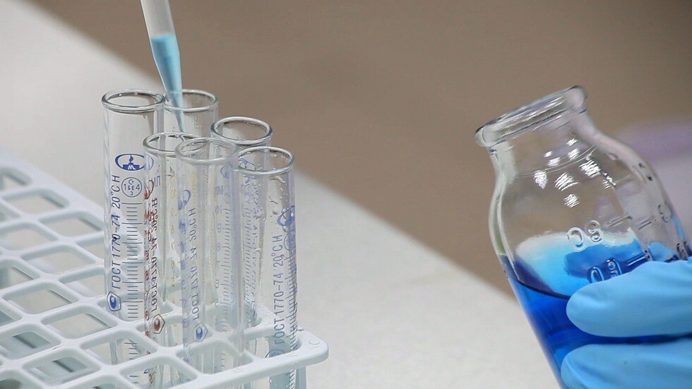 كم فيروسا يعيش داخلنا وكيف نستفيد من نشاطها؟