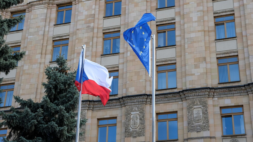 الكرملين: سلوك براغ هدام وفاقد للفطرة السليمة