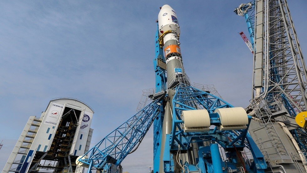 دفعة جديدة من أقمار OneWeb ستطلق من روسيا قريبا