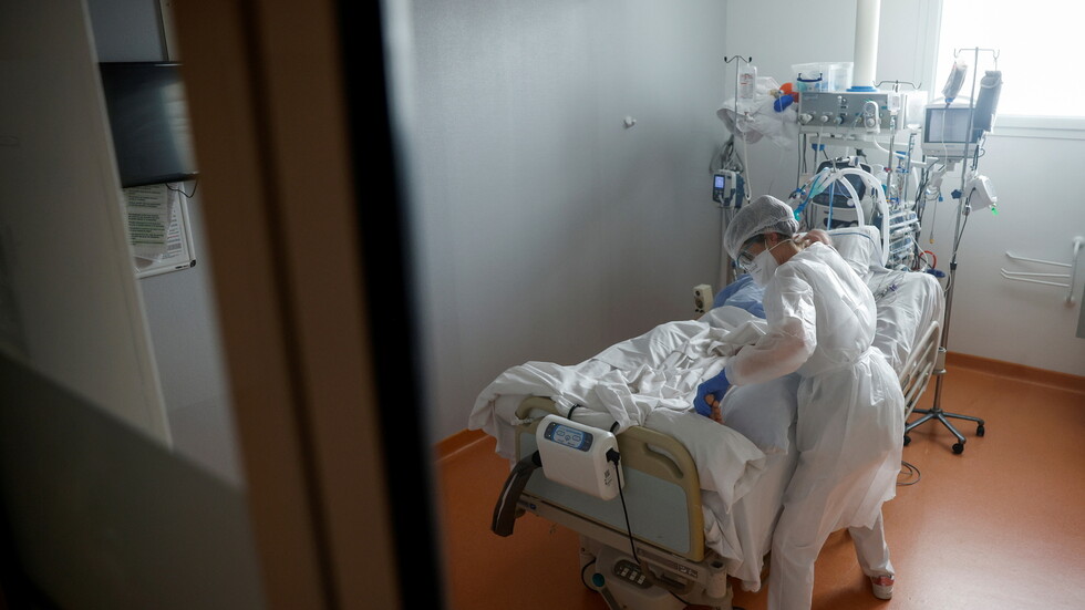 فرنسا تسجل 374 حالة وفاة جديدة بكورونا