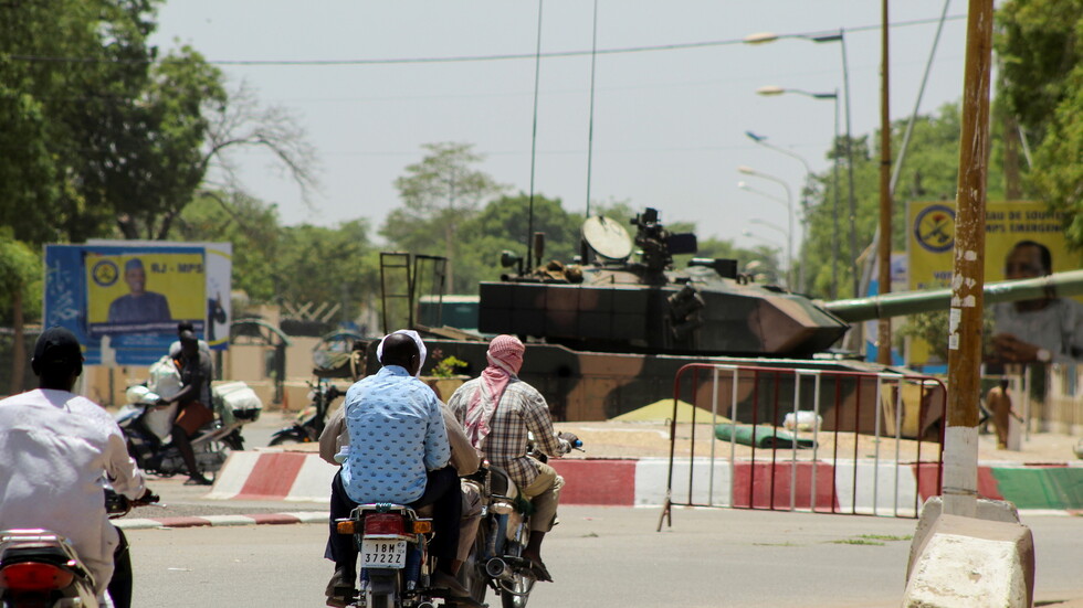 تشاد.. المتمردون الذين قتلوا الرئيس ديبي يرفضون حكم المجلس الانتقالي