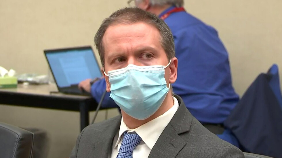 هيئة المحلفين في قضية جورج فلويد تجد الشرطي ديريك شوفين مذنبا بتهمة القتل