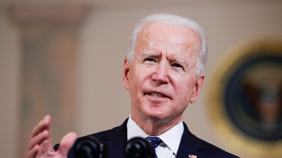 بايدن يعلق على الحكم بحق قاتل فلويد