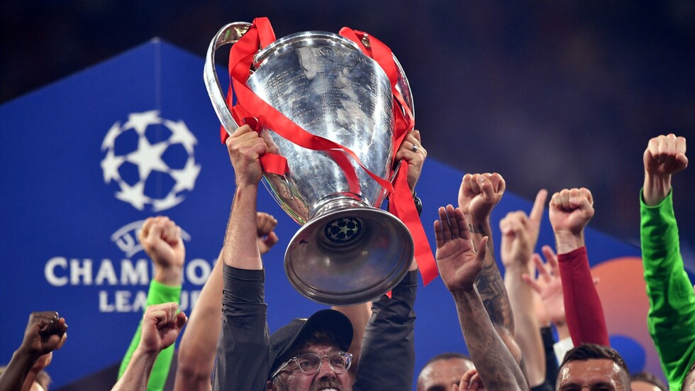 مالك ليفربول يتقدم باعتذار إلى المشجعين والمدرب يورغن كلوب (فيديو)