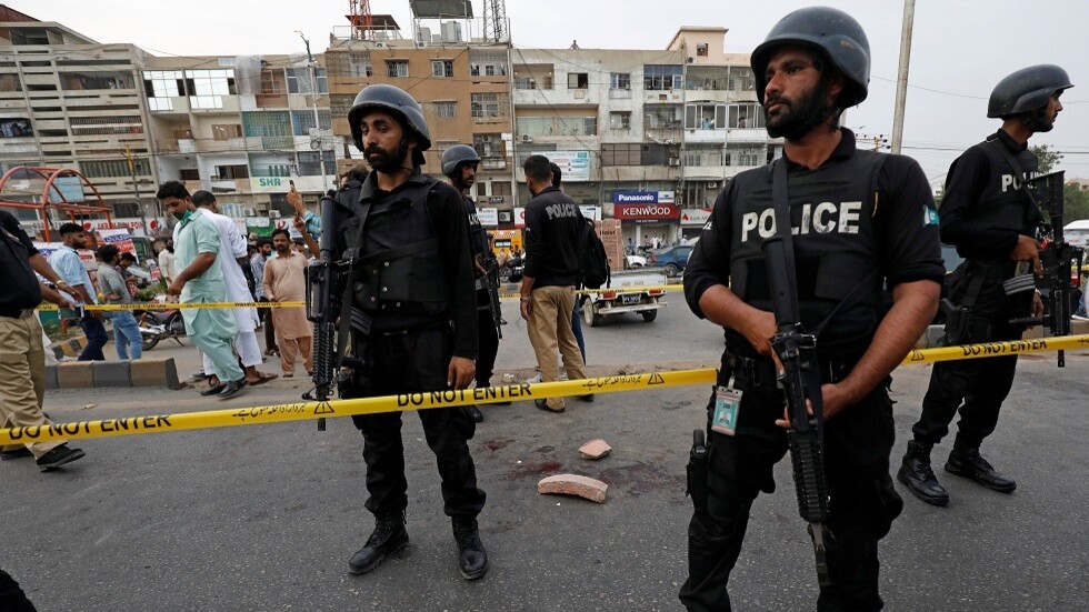 باكستان.. مقتل وإصابة 14 شخصا بانفجار في فندق فخم