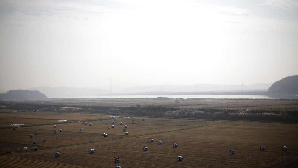 كوريا الجنوبية تحذر منشقين شماليين