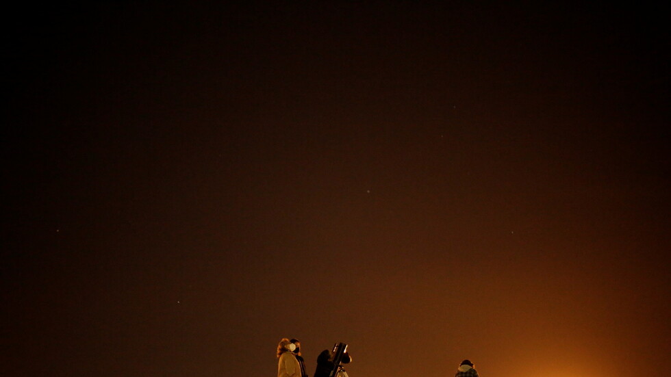 جمعية فلكية سعودية: يمكن رؤية كوكب الزهرة وهو يقترن بعطارد بعد الغروب اليوم