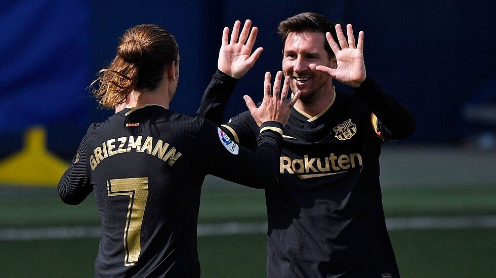 برشلونة يغرق 