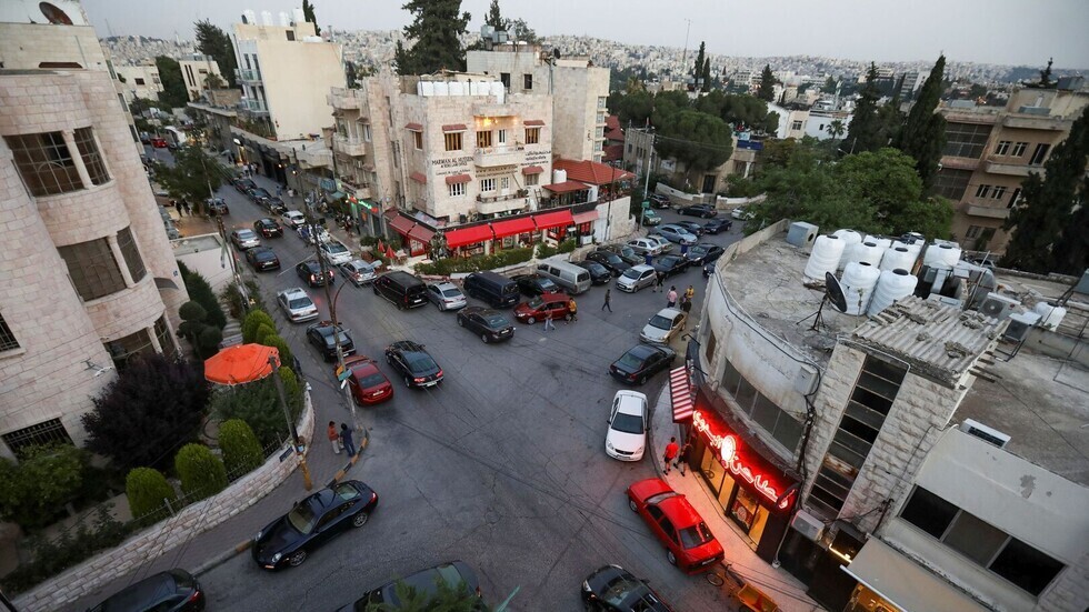 الأردن يأمل في رفع كافة قيود كورونا حتى مطلع يوليو