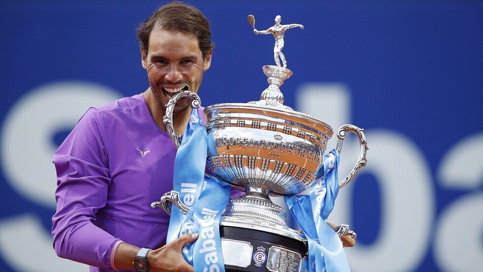 نادال يتوج بلقب بطولة برشلونة للمرة الـ12 في مسيرته (فيديو)