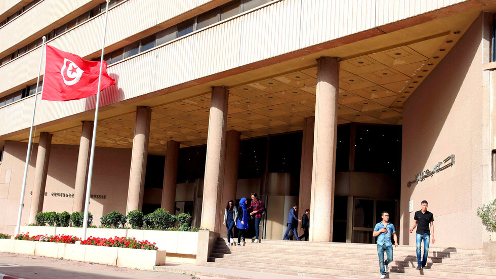 تفاصيل برنامج الإصلاح للاقتصاد التونسي.. سعي للحصول على قرض من صندوق النقد