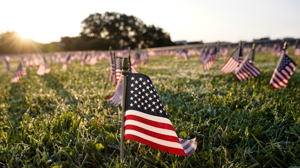 مكتب الإحصاء الأمريكي يعلن ارتفاع عدد السكان أكثر من 7%