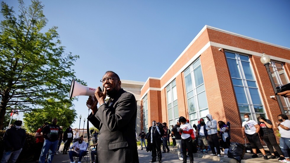 محامون: الشرطة "أعدمت" أندرو براون في ولاية نورث كارولاينا الأمريكية