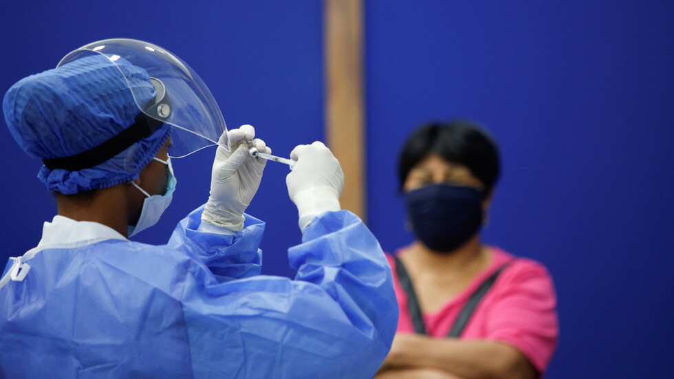 الإكوادور تطلب مساعدة روسيا والولايات المتحدة والصين في محاربة كورونا