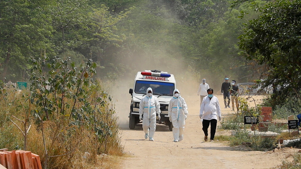 الهند تسجل أكثر من 320 ألف إصابة بكورونا