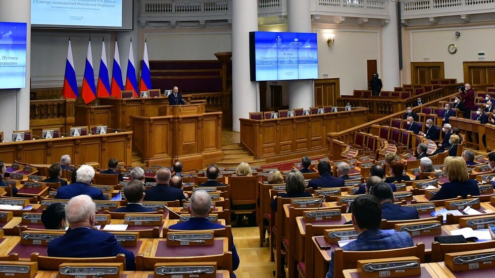 بوتين: الانتخابات يجب أن تجري بعيدا عن الخطابات الفارغة والشعبوية